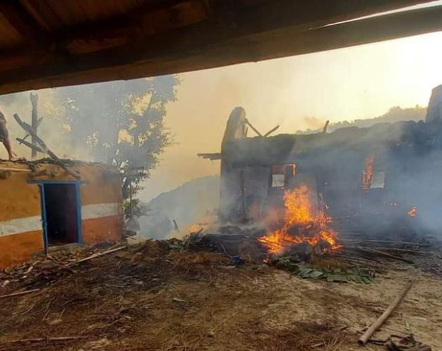 खोटाङमा आगलागीबाट दुई घर जलेर नष्ट